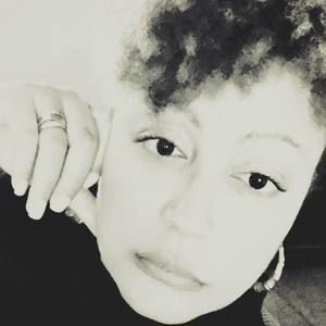 Meet your Posher, Davida